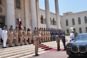 الزيدي يصادق على جدول ترقيات ضباط وزارة الدفاع